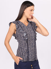 Blusa con olan en el online cuello